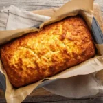 Pain de poisson au saumon sorti du four