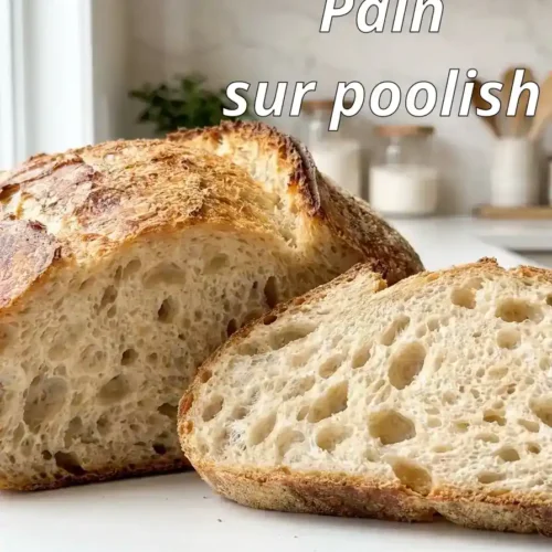 poolish pain tranché montrant une mie légère et alvéolée